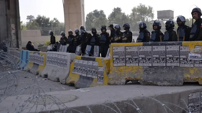 اسرائیل مخالف احتجاج پاکستان میں جرم بن گیا، مظاہرین کو گرفتار کر لیا گیا