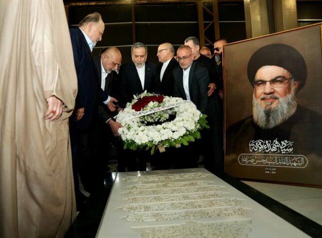 ایرانی وزیر خارجہ سید عباس عراقچی کی شہید سید حسن نصراللہ کے مزار پر حاضری