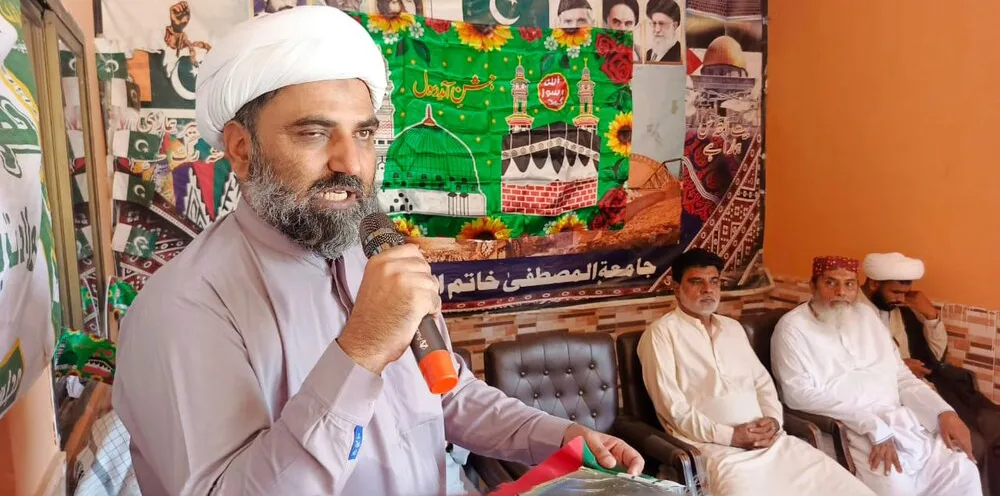 فرقہ وارانہ نفرت اور مسلمانوں میں اختلاف کو ہوا دینا قرآن و سنت سے انحراف ہے، علامہ مقصود ڈومکی