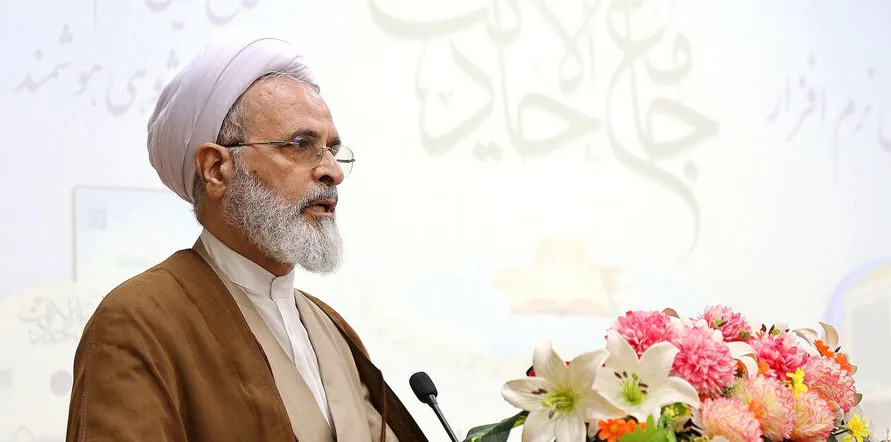 رسول اکرمؐ نے بے بنیاد معاشرے کو علمی و اخلاقی سرمایے سے نئی تہذیب عطا کی، آیت اللہ اعرافی