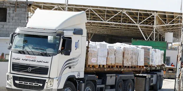 اسرائیل نے غزہ میں انسانی امداد روکنے کا نیا طریقہ متعارف کرلیا، فائننشل ٹائمز کا انکشاف