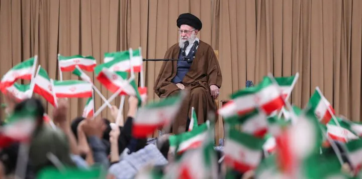 امریکہ سے اختلافات حکمتِ عملی کے نہیں، بلکہ بنیادی نوعیت کے ہیں، رہبر معظم