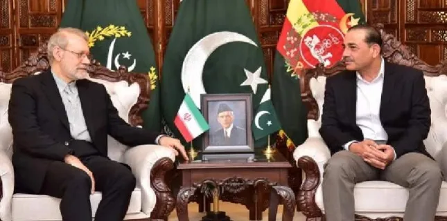 فیلڈ مارشل عاصم منیر کا دہشتگردی کے خاتمے کیلئے ایران کے ساتھ قریبی تعاون کی ضرورت پر زور