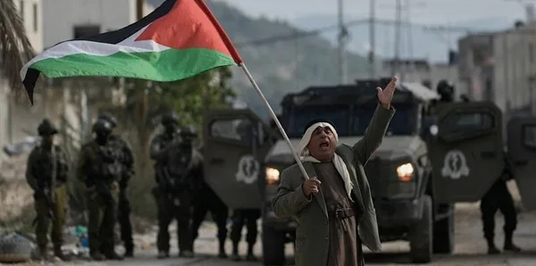 مقبوضہ مغربی کنارے میں صہیونی فوج اور آبادکاروں کی جارحیت جاری، متعدد فلسطینی زخمی اور گرفتار