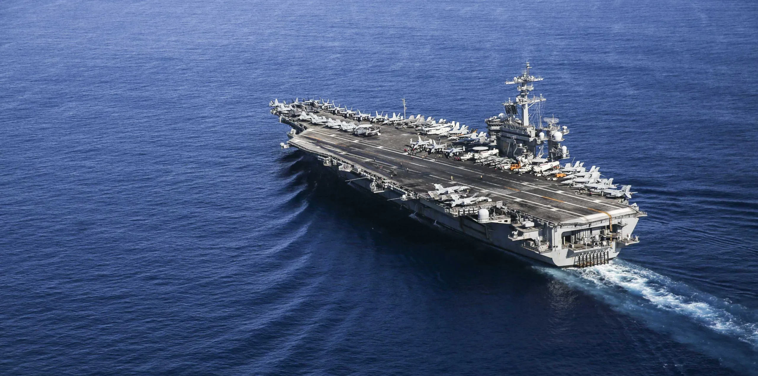 خلیج فارس میں امریکی بحری بیڑے کو مفلوج کرنے کا ایران کا منصوبہ تیار