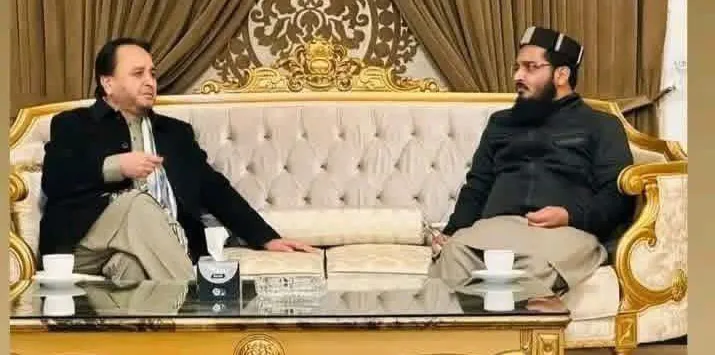 صوبائی صدر مسلم لیگ ن و سابق وزیراعلیٰ گلگت بلتستان حفیظ الرحمن کی کالعدم سپاہ صحابہ کے دہشتگرد سرغنہ معاویہ اعظم سے ملاقات، سنجیدہ حلقوں میں تشویش