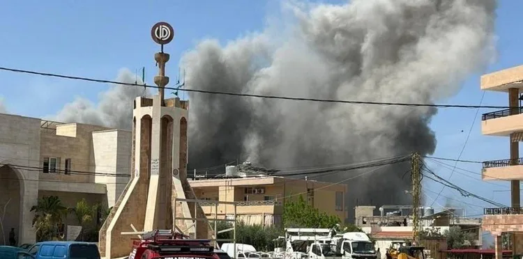 صہیونی لڑاکا طیاروں کا جنوبی لبنان کے دو علاقوں پر حملہ، 4 شہید