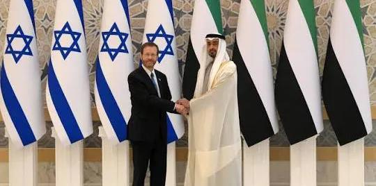 خلیجی ممالک خاموشی