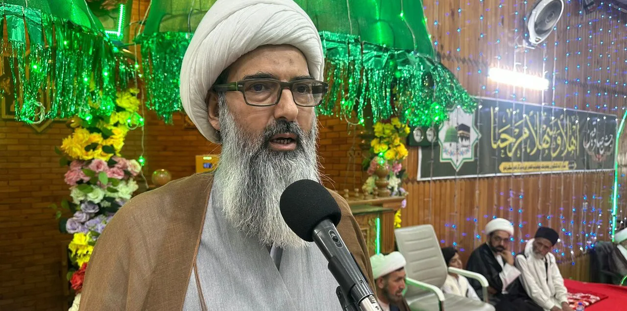 جشن ولادت صادقین