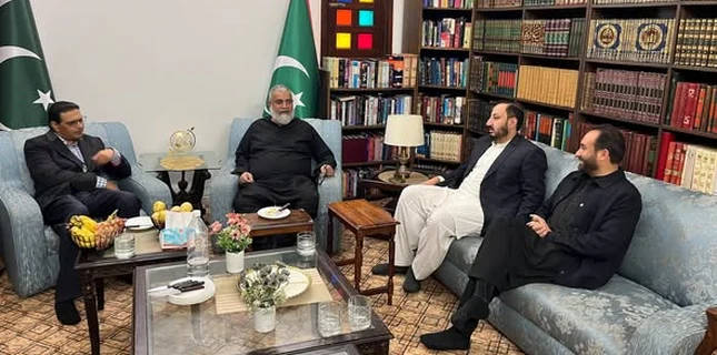 اسلام آباد میں سلمان اکرم راجہ، کاظم میثم اور سید سہیل شاہ کی علامہ راجہ ناصر عباس جعفری سے ملاقات