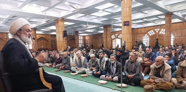 سکردو کی مرکزی امامیہ جامع مسجد میں مجلس عزاء سے علامہ شیخ محمد جواد حافظی کا خطاب
