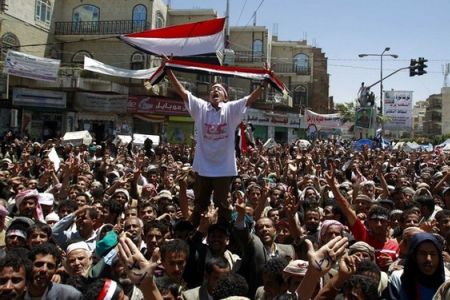 yemenis_protest_friday