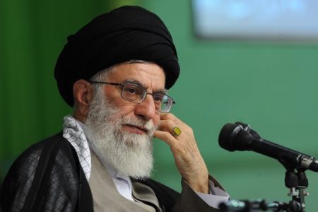 shiitenews_Ayatullah_Khamenei_urges_Islamic_theory_on_Justice