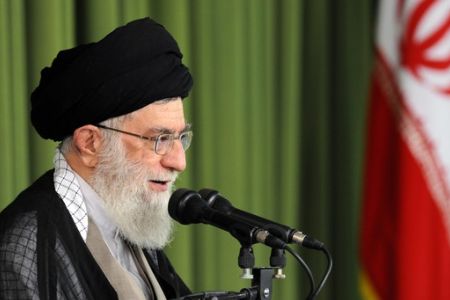 Leader: Enemies targeting Iran economy