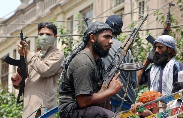 Ten Shia critically injured in Kotri Hyderabad