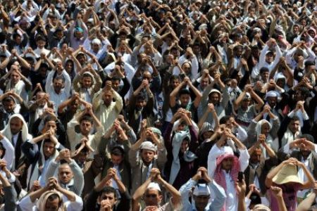 Yemen youth celebrate Saleh departure