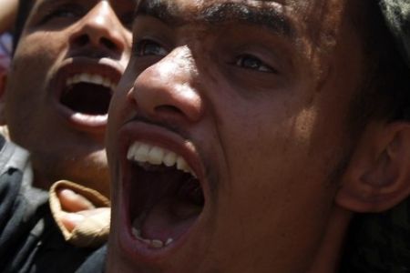 shiitenews_Yemenis_blast_Saudi_meddling