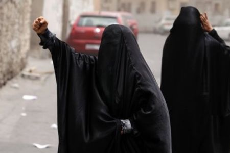 shiitenews bahrain 40 faimlis arest