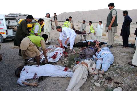 14 Pakistani Shia Muslims Massacred by Pro-Government Terrorists + PIC & Names of Martyrs and Injured