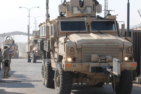 US to shift troops from Iraq to Kuwait