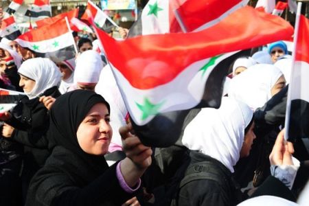 1000s of Syrians hold pro-Assad rallies