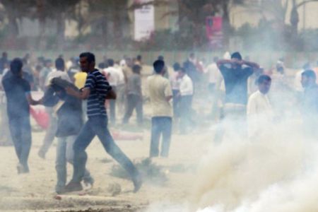 Stun rounds used on Bahraini protesters