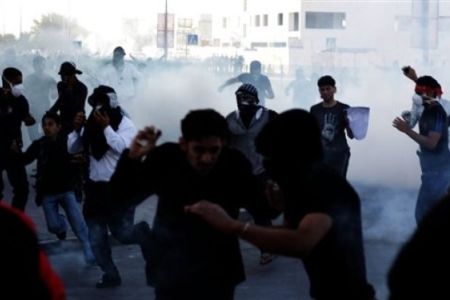 Several injured in Bahrain crackdown