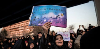 10410792_825877410808783_37