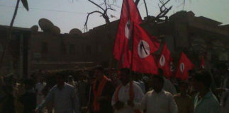 11001911_799298720159126_86