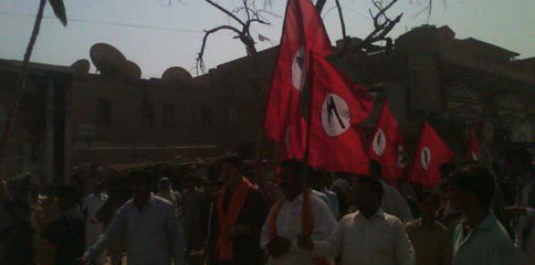 11001911_799298720159126_86