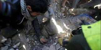 11033887_822721011097872_28