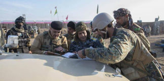 10842208_825708554132451_60