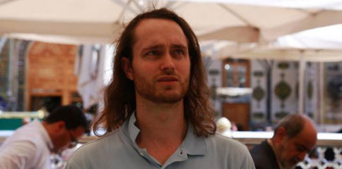 11113597_826559300714043_46