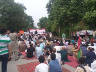 19437413_818259338336530_6541013612043408204_n