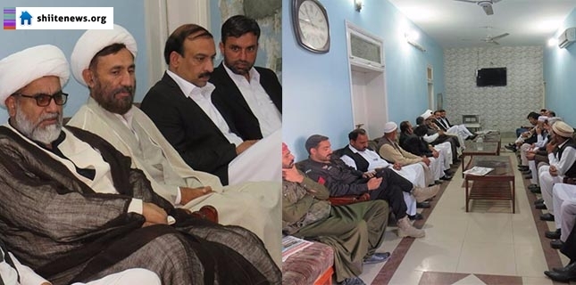 Allama Raja Nasir appears in court to express respect for rule of law