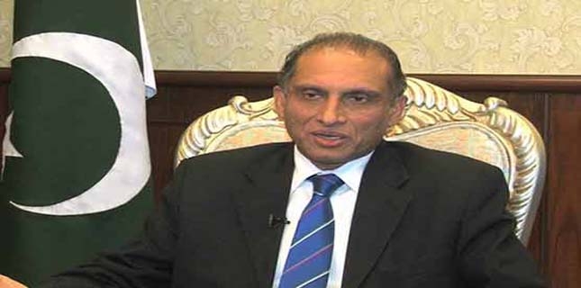 Ambassador Aizaz urges US to work together with Pakistan to destroy Daesh