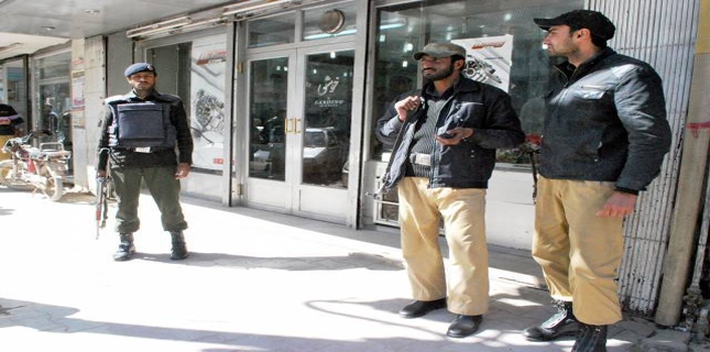 Deobandi terrorists shot dead two police officials in Quetta