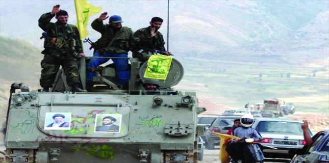 Hezbollah hands over border posts to Lebanese army