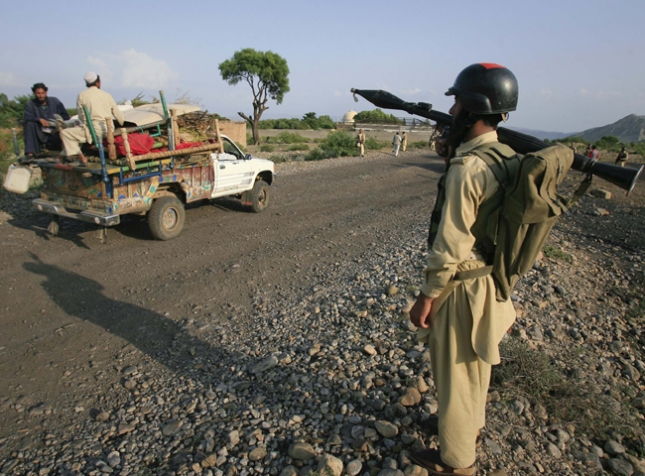 Huge fiscal losses due to Pak-Afghan border closure after Deobandi suicide bombing