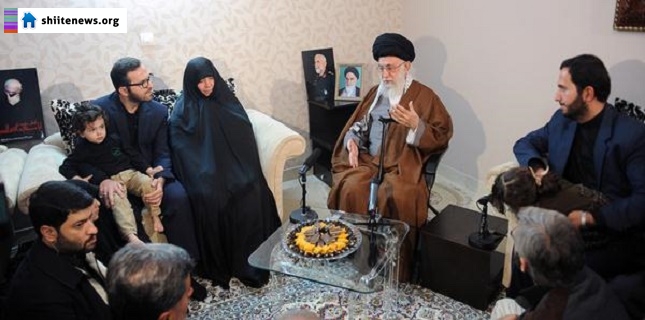 Leader visits family of Martyr General Hamadani