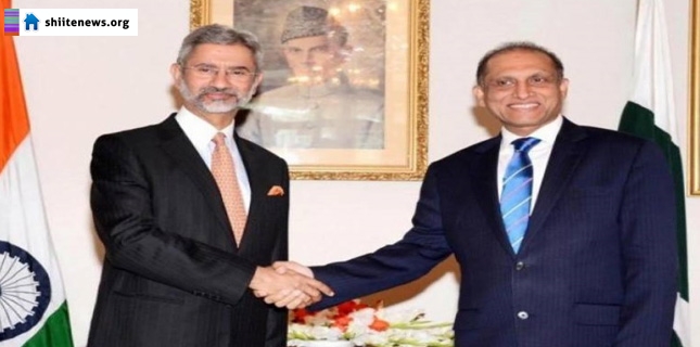 Pak, Indian foreign secretaries to meet on sidelines of Heart of Asia in Delhi