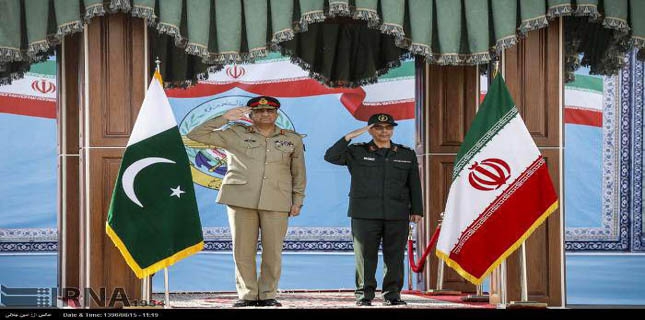 Pakistan army chief accorded warm welcome by top Iran army officials