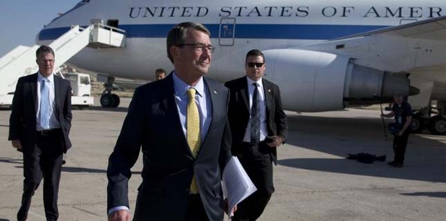 Pentagon chief arrives in Iraq to discuss ISIL