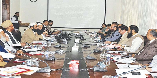 Pro-Taliban Deobandi seminaries refuse audit of their funds