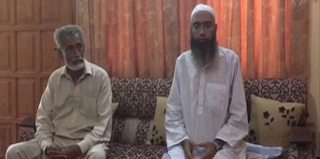 Professor Dr Muhammad Ismail of Karachi University reaches home