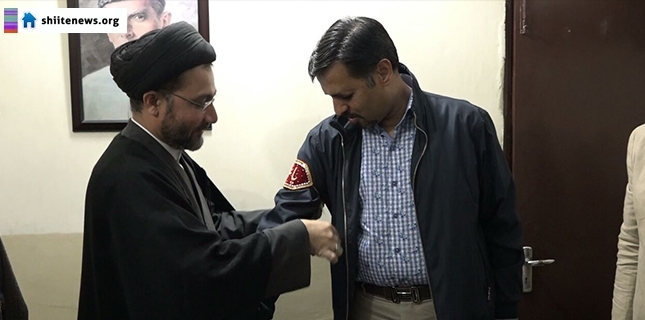 PSP leader Mustafa Kamal meets Allama Shahenshah Naqvi