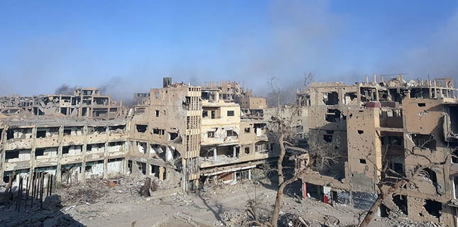 Suicide Attack Kills Dozens at Deir Ezzor Refugee Gathering