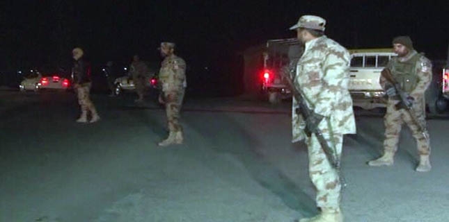 Suicide attack near FC checkpost leaves many cops injured in Quetta