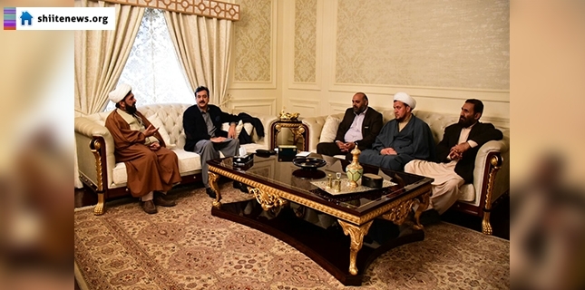 Yousuf Raza Gilani invited to APC against takfiri terrorism