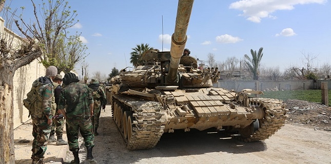 Syrian Army Finds Tanks, Arms Hidden by Terrorists North of Damascus